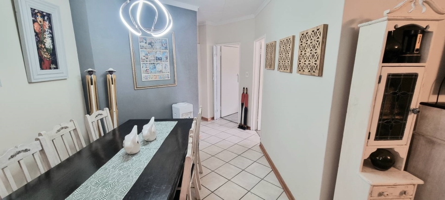 3 Bedroom Property for Sale in Langenhovenpark Free State